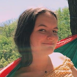 Zoe Roth Profile Picture