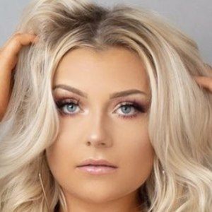 Taylor Rousseau Profile Picture