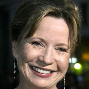 Debra Jo Rupp Profile Picture