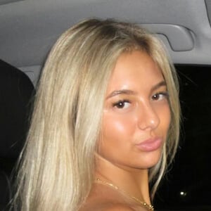 russianrina Profile Picture
