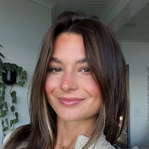 Ayria Rutledge Profile Picture