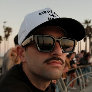 Spencer Ryan Profile Picture