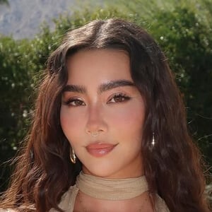 sabinamura Profile Picture