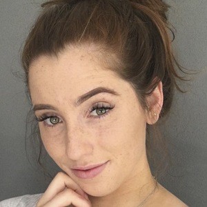 Laura Sakkas Profile Picture