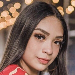 Mia Salinas Profile Picture