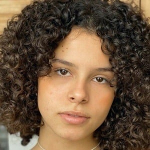 Gabriella Saraivah Profile Picture