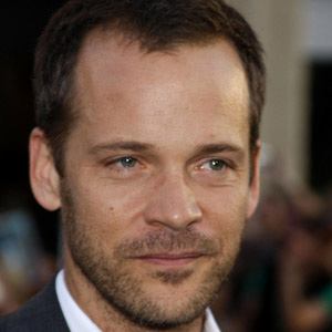 Peter Sarsgaard Profile Picture