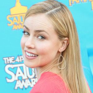 Amanda Schull Profile Picture