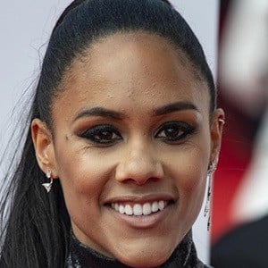 Alex Scott Profile Picture