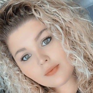 Vanessa Simeon Profile Picture