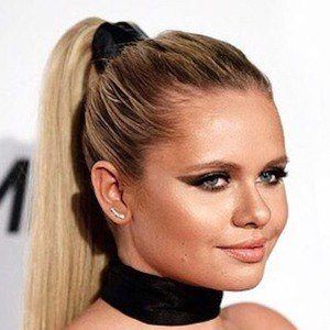 Alli Simpson Profile Picture