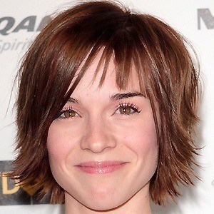 Renee Felice Smith Profile Picture