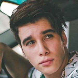 Álex Sotelo - Age, Family, Bio | Famous Birthdays