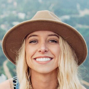 Lindsay Stevens Profile Picture