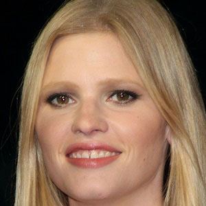 Lara Stone Profile Picture