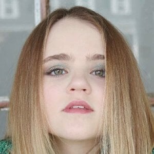 Megan Stott Profile Picture
