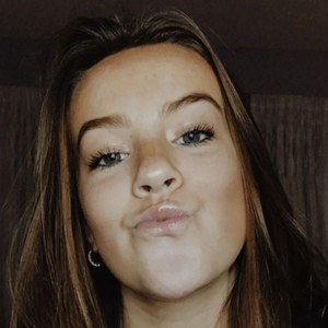 Emily Stow Profile Picture