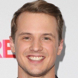 Freddie Stroma Profile Picture