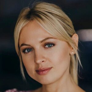 Yanina Studilina Profile Picture