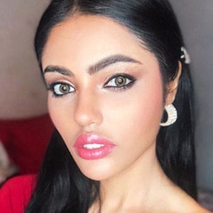 Sanjna Suri Profile Picture