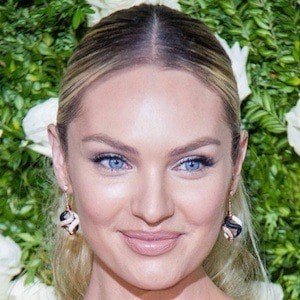 Candice Swanepoel Profile Picture