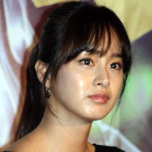 Kim Tae-Hee - Bio, Family, Trivia | Famous Birthdays