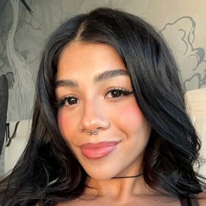 Ivy Tega Profile Picture
