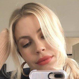 The Lipstick Fever Profile Picture