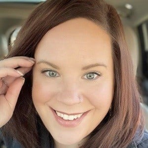 Whitney Way Thore Profile Picture