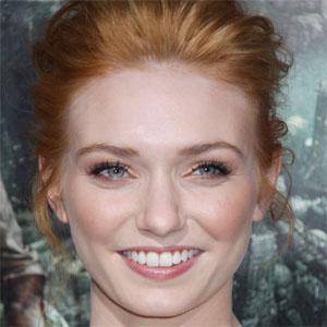 Eleanor Tomlinson Profile Picture