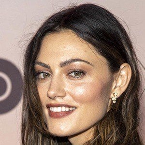 Phoebe Tonkin Profile Picture