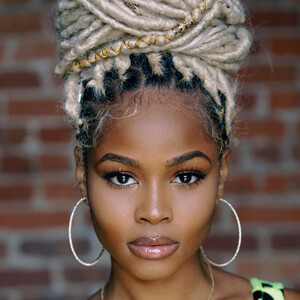 Azia Toussaint Profile Picture