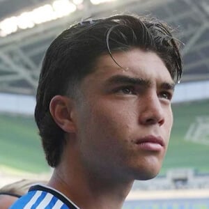 Niko Diego Tsakiris Profile Picture