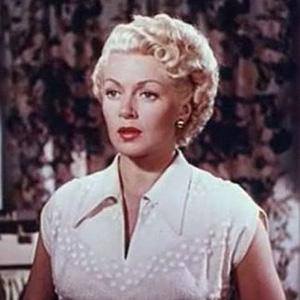 Lana Turner Profile Picture