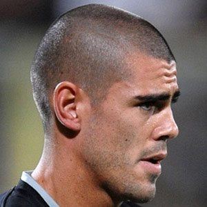 Víctor Valdés Profile Picture