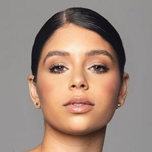 Angeles Valentina Profile Picture