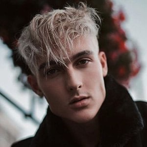 Levy Van - Age, Bio | Famous