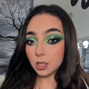 Isa Vargas Profile Picture