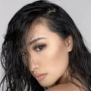 Sarah Vee Profile Picture