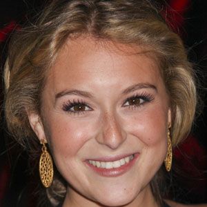 Alexa PenaVega Profile Picture