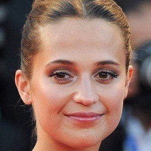 Alicia Vikander Profile Picture