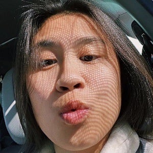 Emily Vu Profile Picture