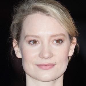 Mia Wasikowska Profile Picture