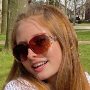 Molly Wasserman Profile Picture