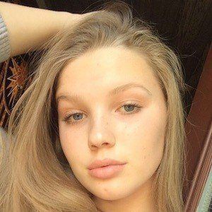 Lily Waters Profile Picture