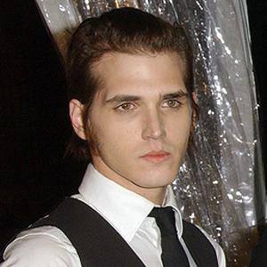 Mikey Way Profile Picture