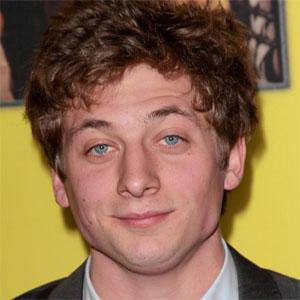 Jeremy Allen White Profile Picture