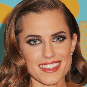 Allison Williams Profile Picture