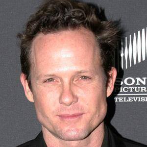 Dean Winters Profile Picture