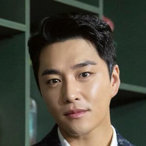 Min Woo-hyuk Profile Picture